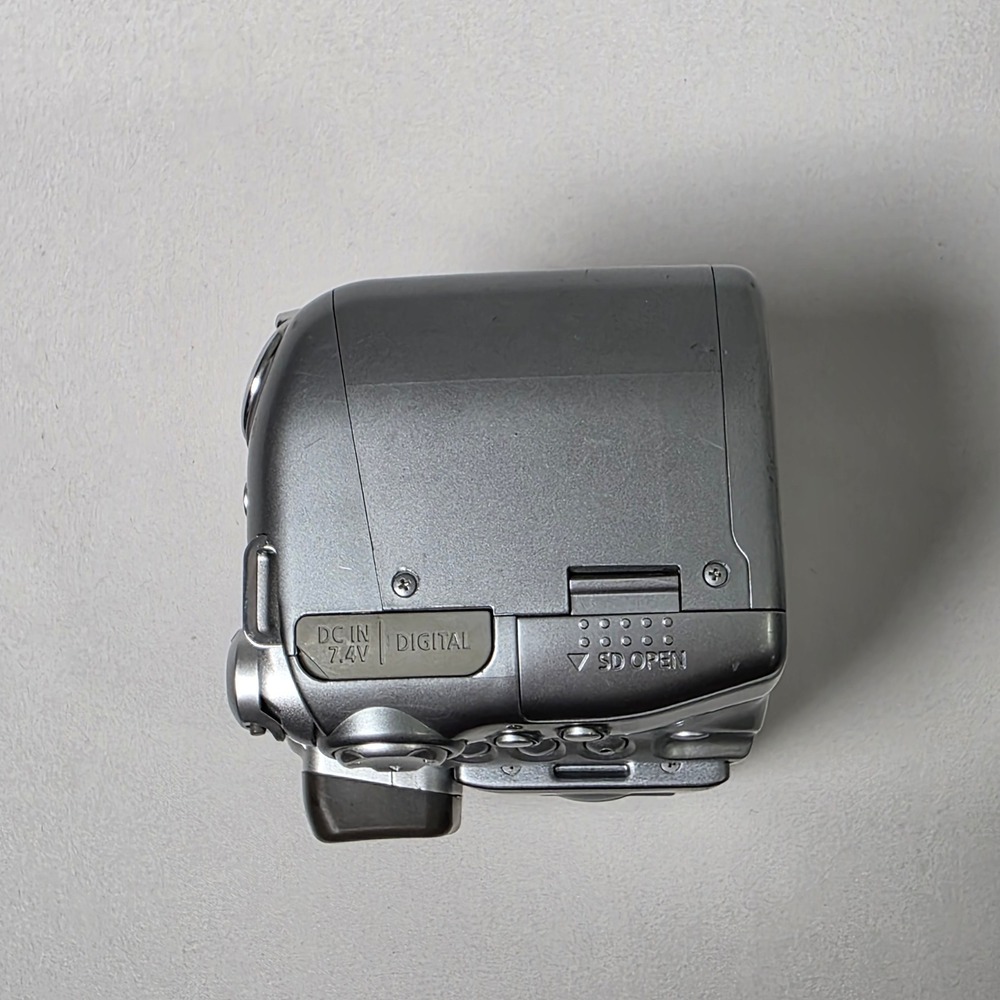 Canon PowerShot S2 IS Digital Camera 5.0MP 12x Zoom PC1130 Bridge PARTS ONLY - Picture 4 of 8